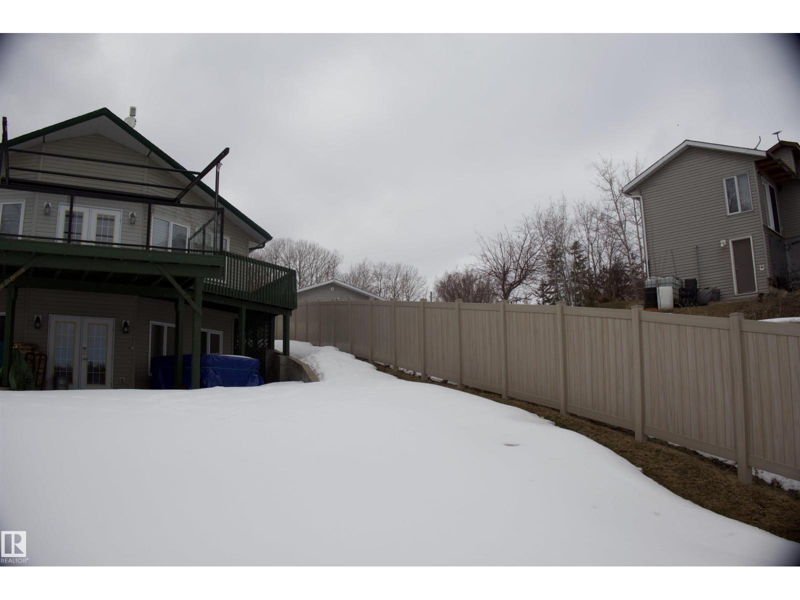 66-5516 Twprd 593a Lightningbay, Rural Barrhead County, Alberta  T7N 1N3 - Photo 4 - E4480400