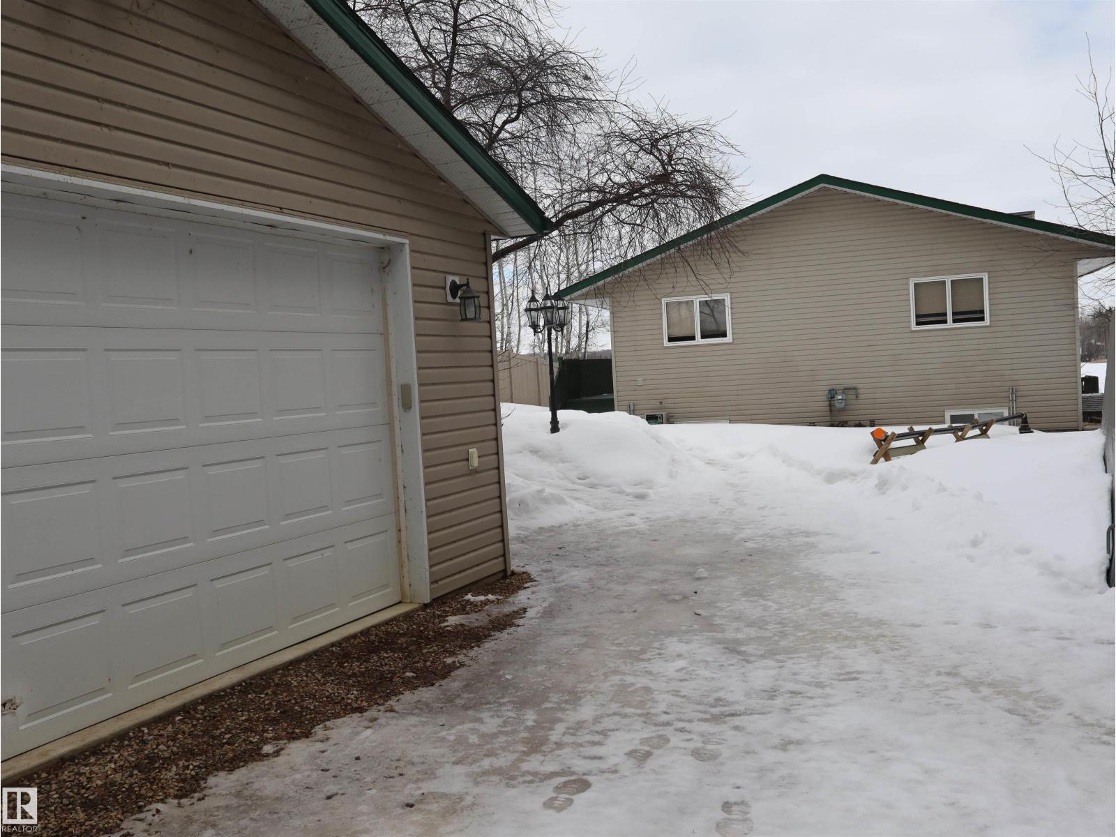 66-5516 Twprd 593a Lightningbay, Rural Barrhead County, Alberta  T7N 1N3 - Photo 6 - E4480400