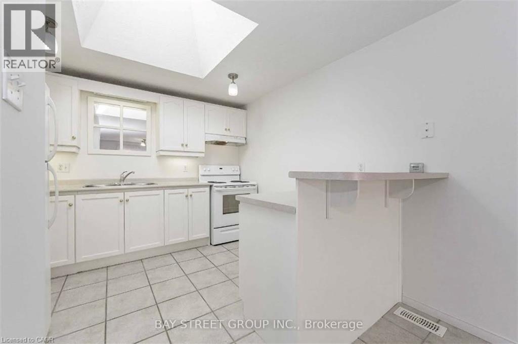 51 Boulder Crescent Unit# Upper, Guelph, Ontario  N1G 5A2 - Photo 12 - 40817717