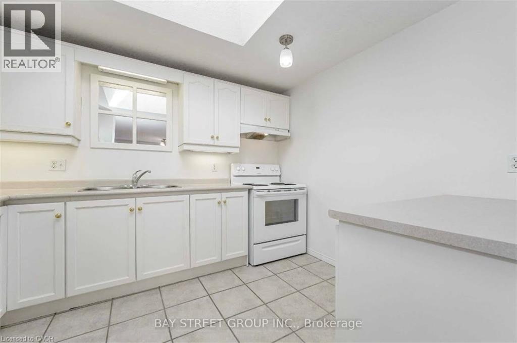 51 Boulder Crescent Unit# Upper, Guelph, Ontario  N1G 5A2 - Photo 13 - 40817717