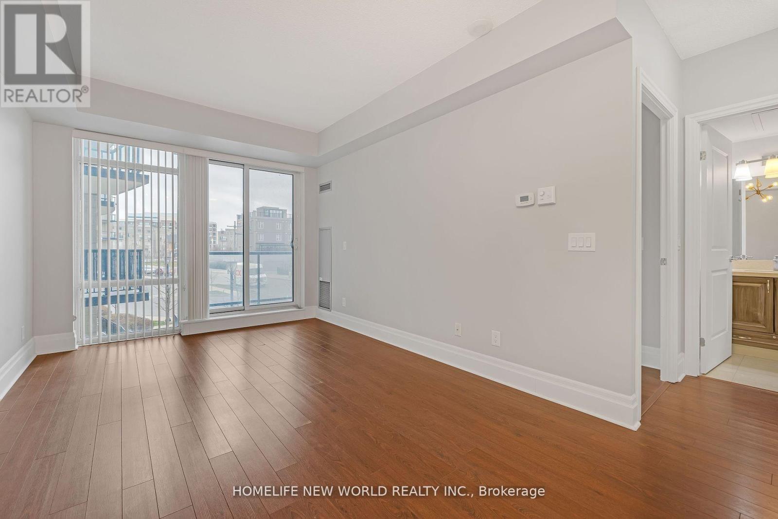 201 - 151 Upper Duke Crescent, Markham, Ontario  L6G 0E1 - Photo 6 - N12958782