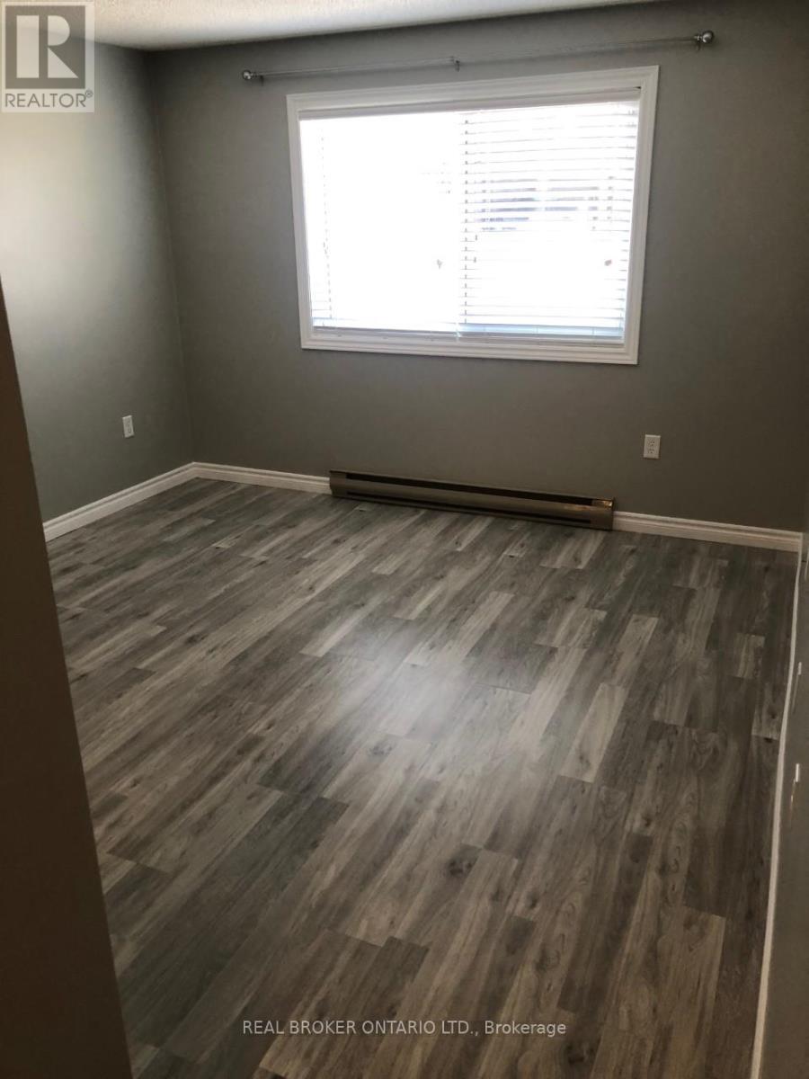 1 - 30 Loggers Run, Barrie, Ontario  L4N 6W2 - Photo 12 - S12958770