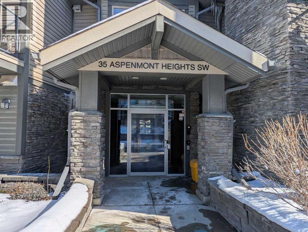 203, 35 Aspenmont Heights SW, Calgary, Alberta  T3H 0E5 - Photo 2 - A2291530
