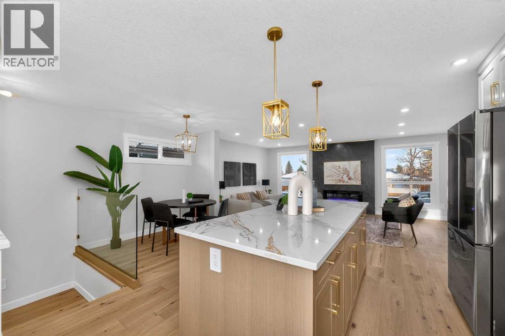 12031 Candiac Road SW, Calgary, Alberta  T2W 1L1 - Photo 7 - A2297412