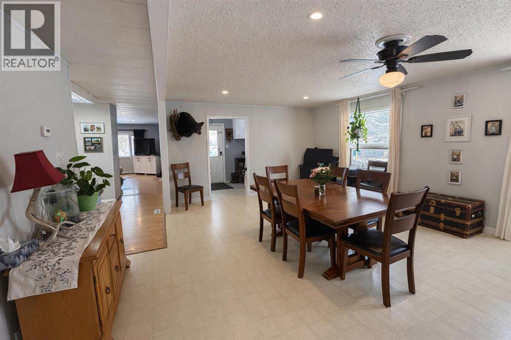 43041 Twp Rd 451, Rural Wainwright No. 61, Alberta  T0B 1K0 - Photo 4 - A2287390