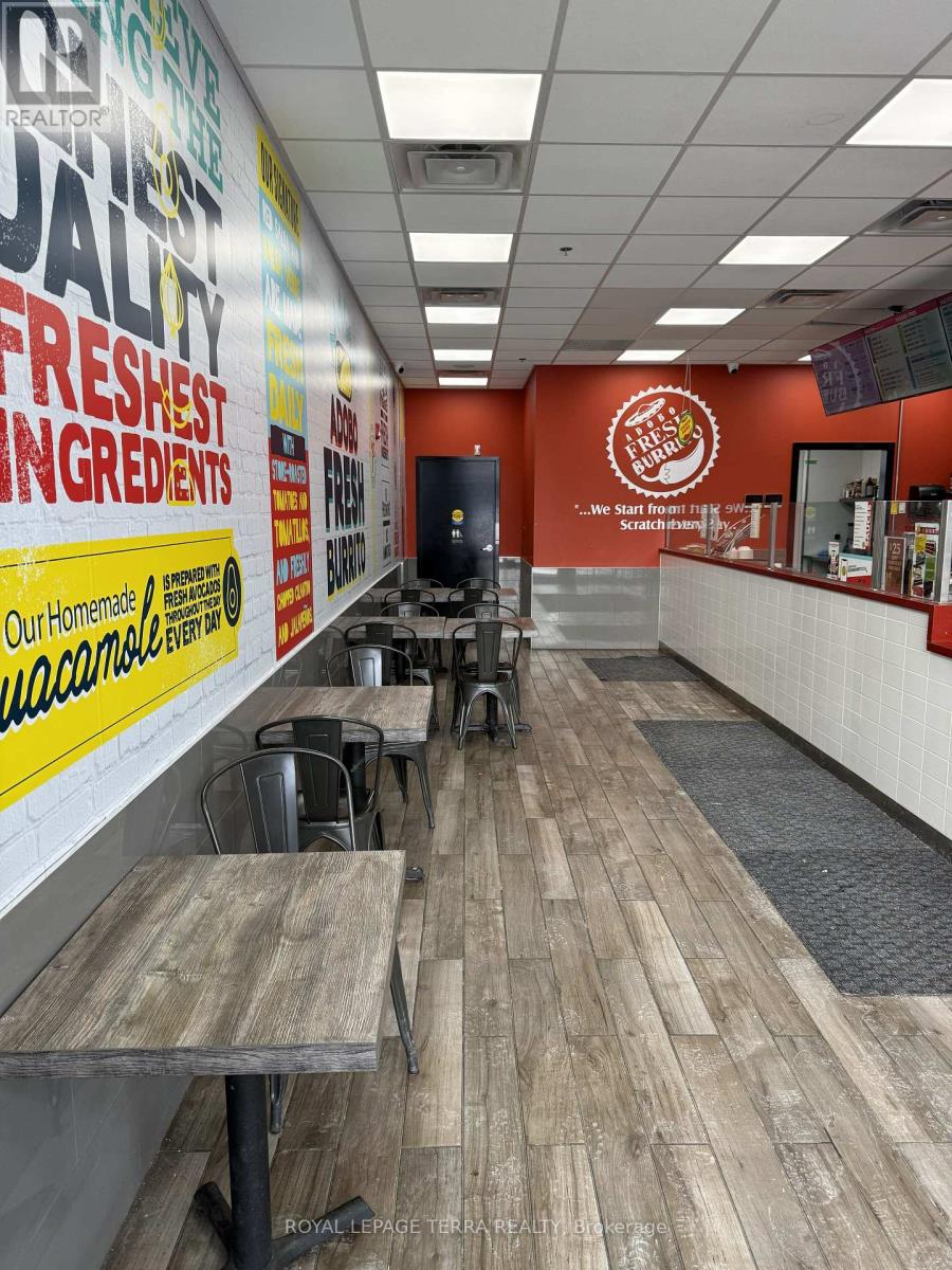 103 - 1635 Durham Regional Highway 2 Highway, Clarington, Ontario  L1E 2R7 - Photo 3 - E12958810