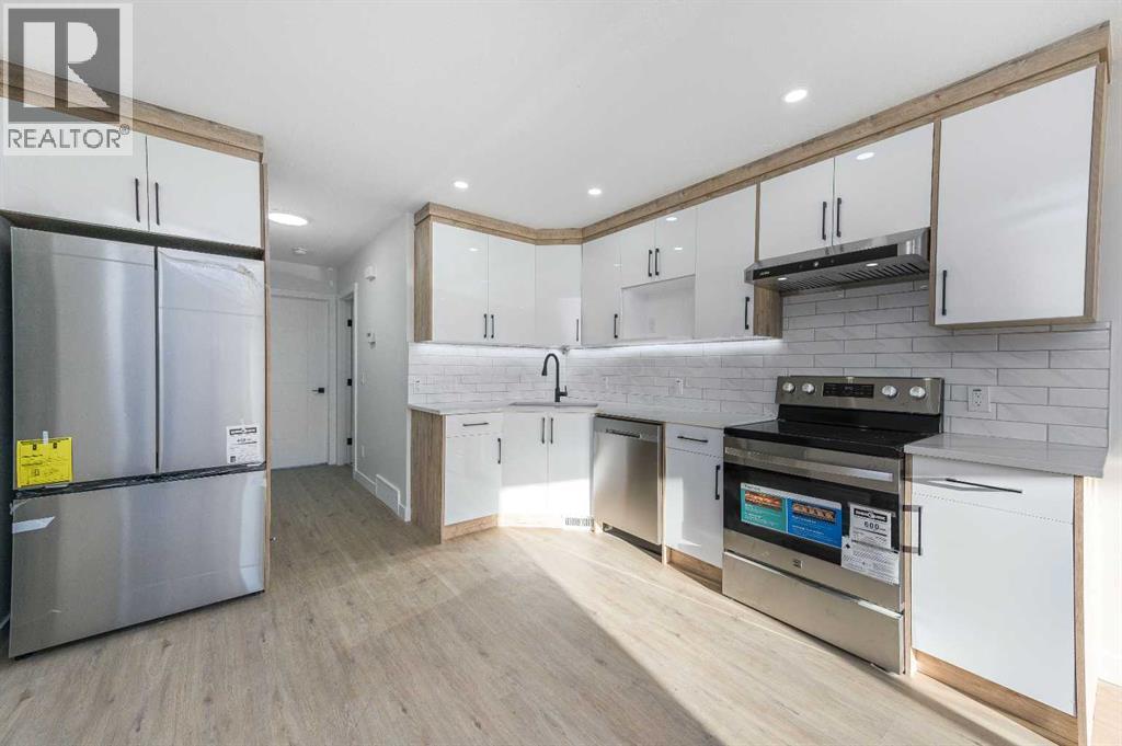 4249 Catalina Boulevard NE, Calgary, Alberta