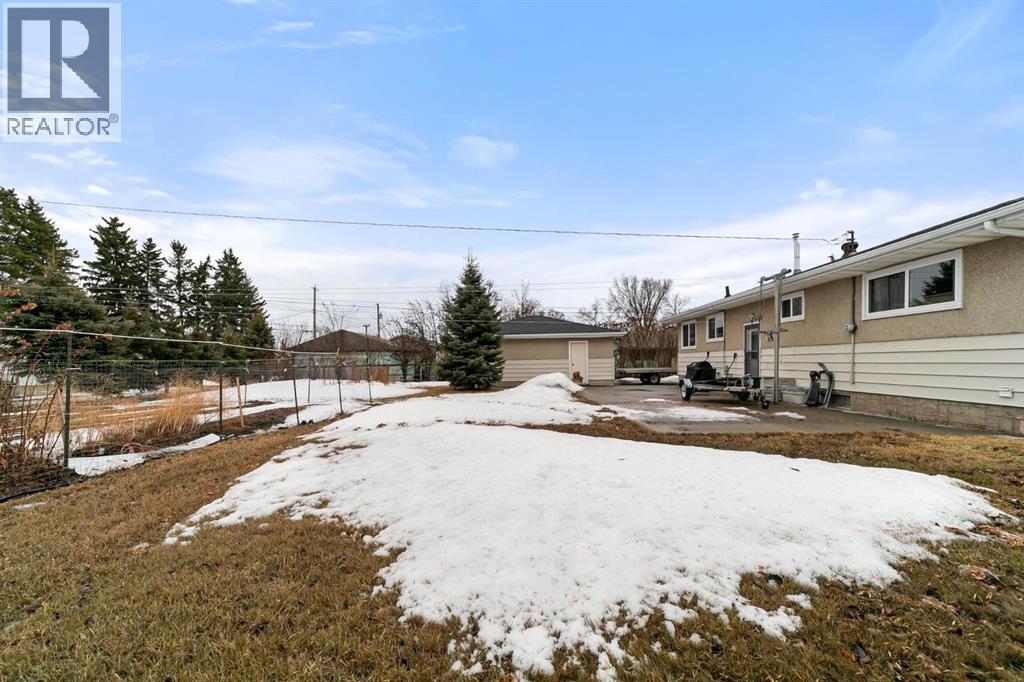 5205 56 Street, Camrose, Alberta  T4V 2E2 - Photo 27 - A2293537