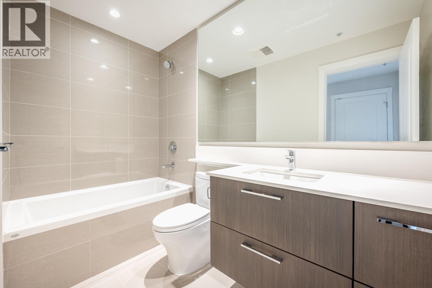 903 3533 Ross Drive, Vancouver, British Columbia  V6S 0L3 - Photo 15 - R3105101