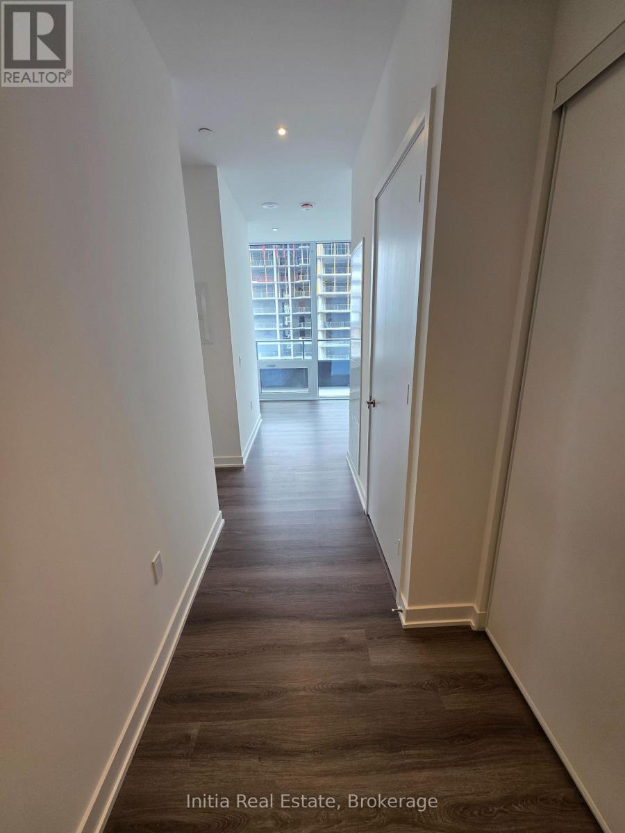 2112 - 448 BURNHAMTHORPE ROAD W, Mississauga, Ontario