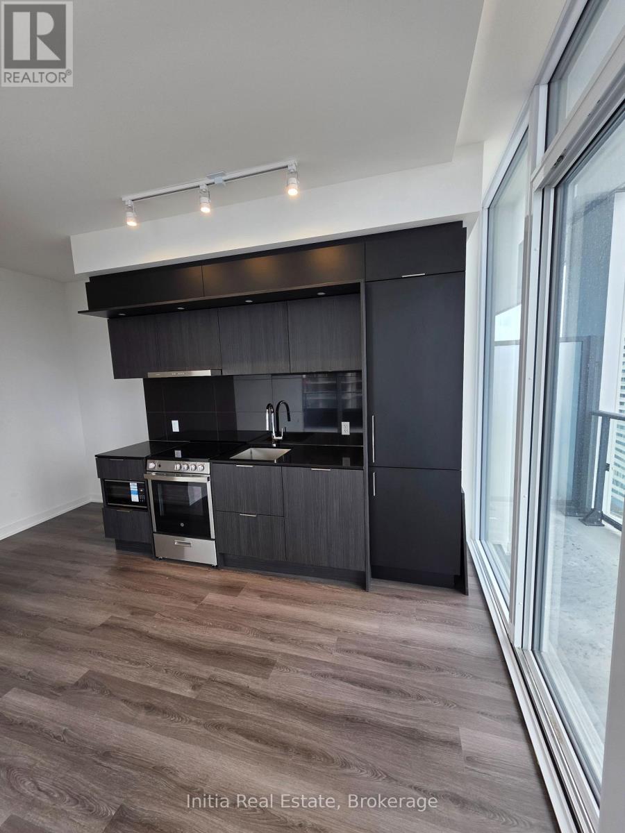 2112 - 448 Burnhamthorpe Road W, Mississauga, Ontario  L5B 4M6 - Photo 13 - W12958788