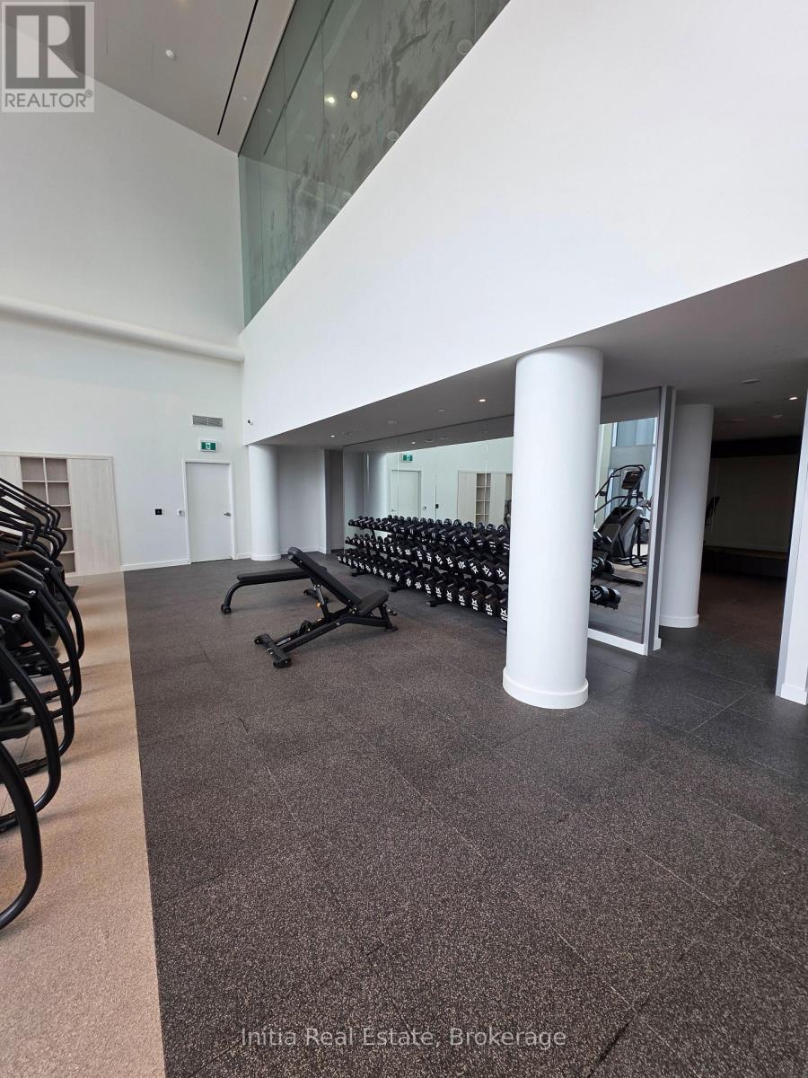 2112 - 448 Burnhamthorpe Road W, Mississauga, Ontario  L5B 4M6 - Photo 24 - W12958788