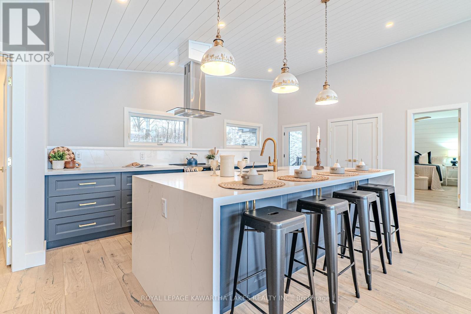 532 Long Beach Road, Kawartha Lakes, Ontario  K0M 1G0 - Photo 13 - X12878452