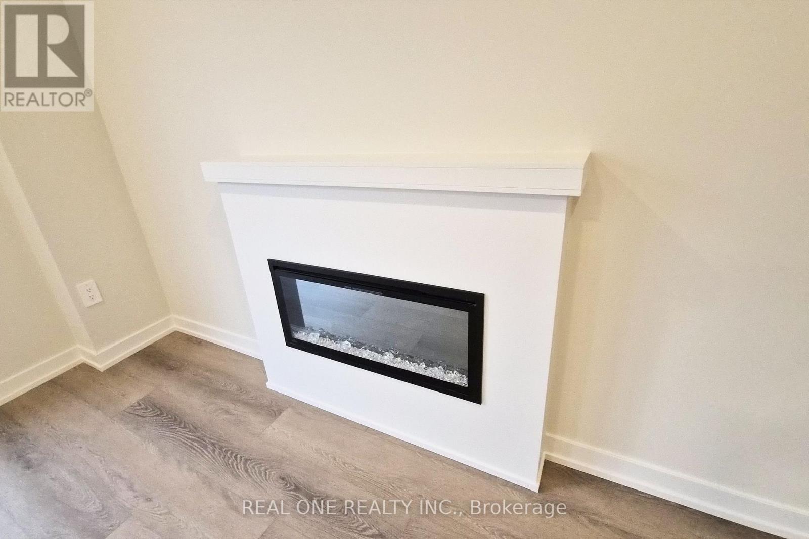 23 Agnes Lane, Richmond Hill, Ontario  L4B 0J7 - Photo 10 - N12958582