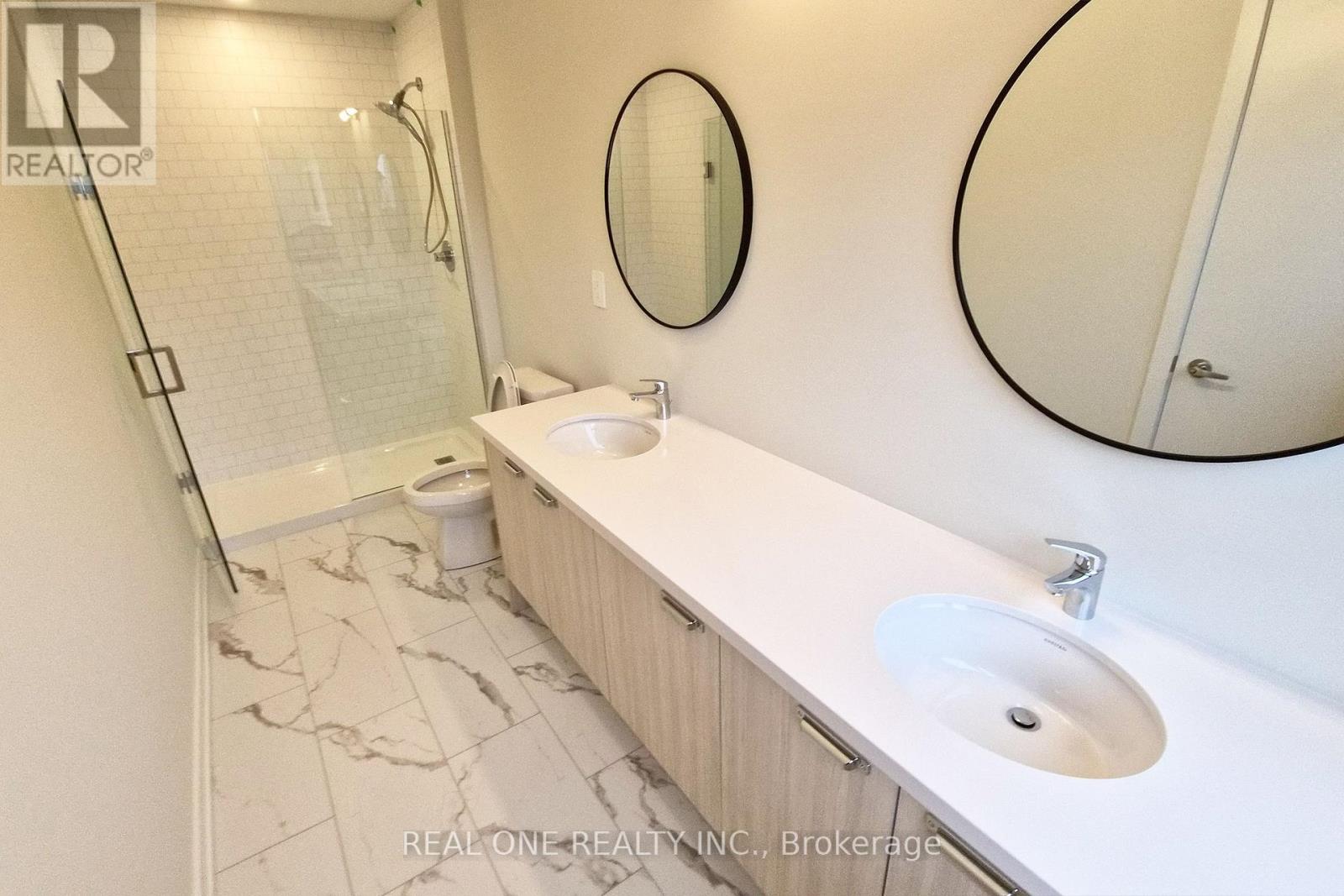 23 Agnes Lane, Richmond Hill, Ontario  L4B 0J7 - Photo 19 - N12958582