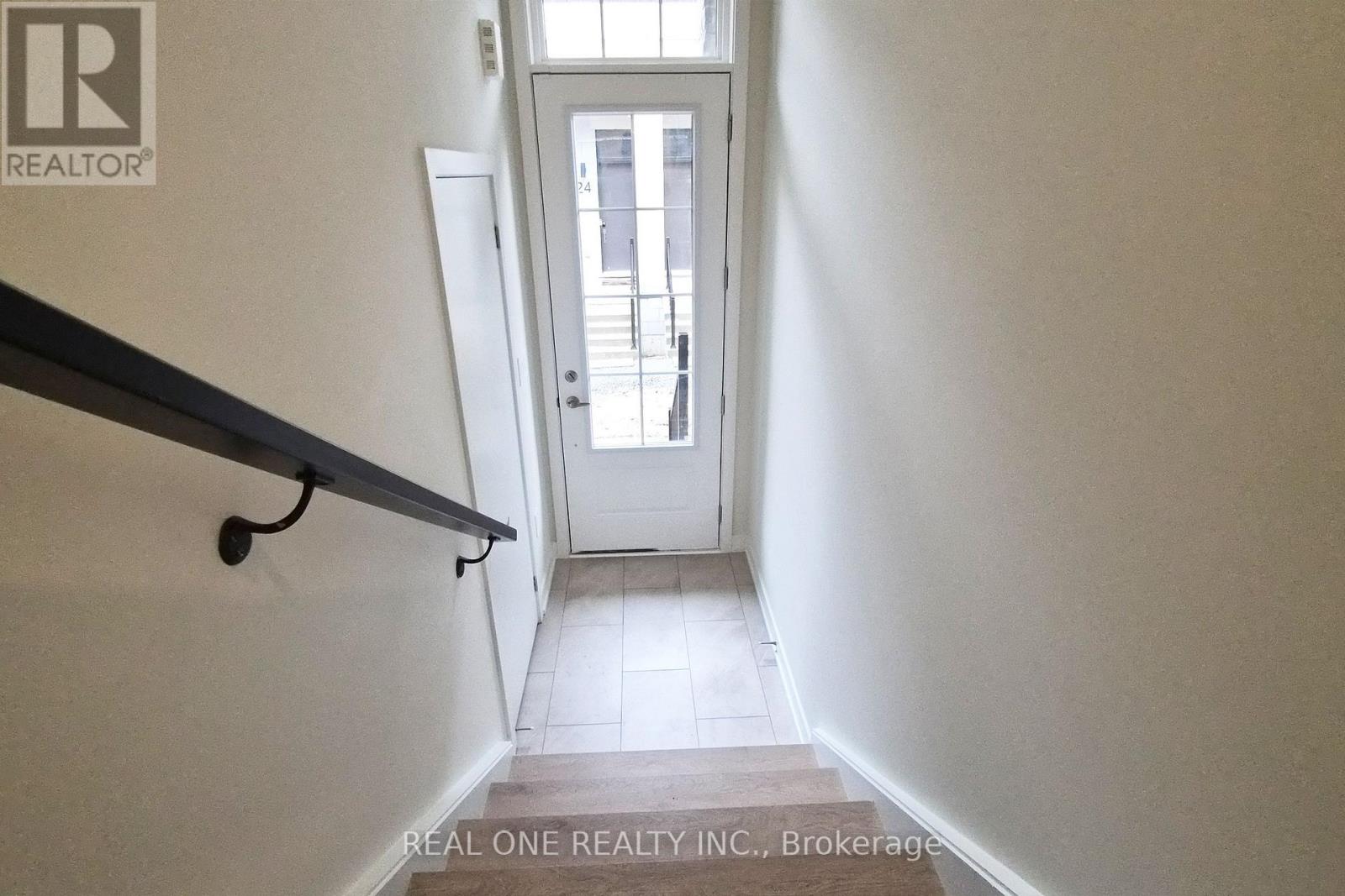 23 Agnes Lane, Richmond Hill, Ontario  L4B 0J7 - Photo 27 - N12958582