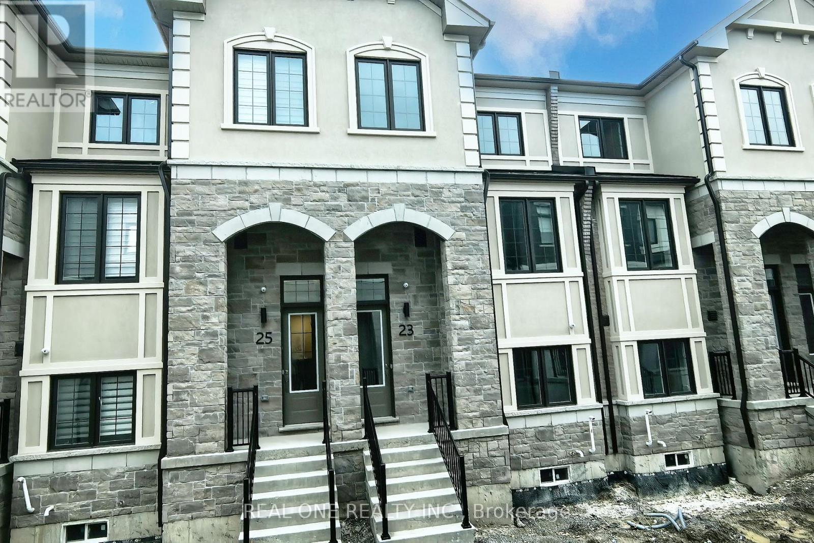 23 Agnes Lane, Richmond Hill, Ontario  L4B 0J7 - Photo 32 - N12958582