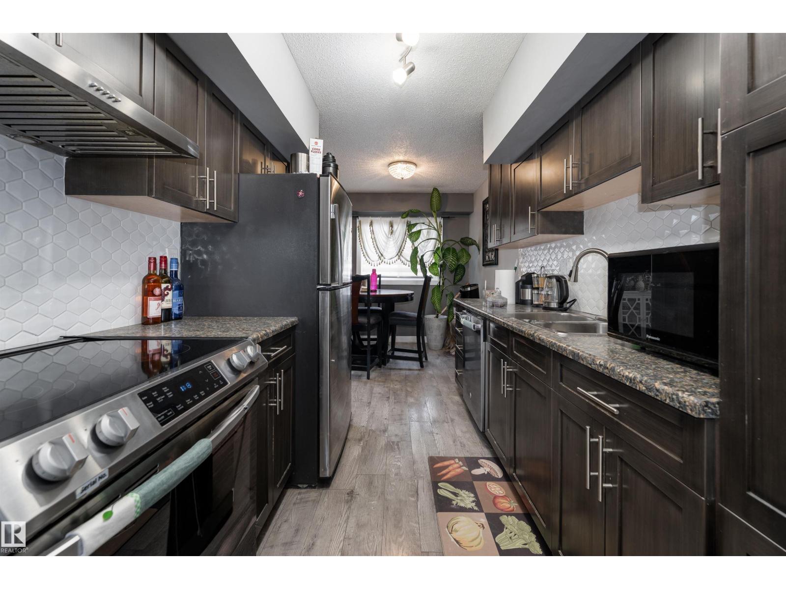 110 Centennial Co Nw, Edmonton, Alberta  T5P 4H5 - Photo 13 - E4480739