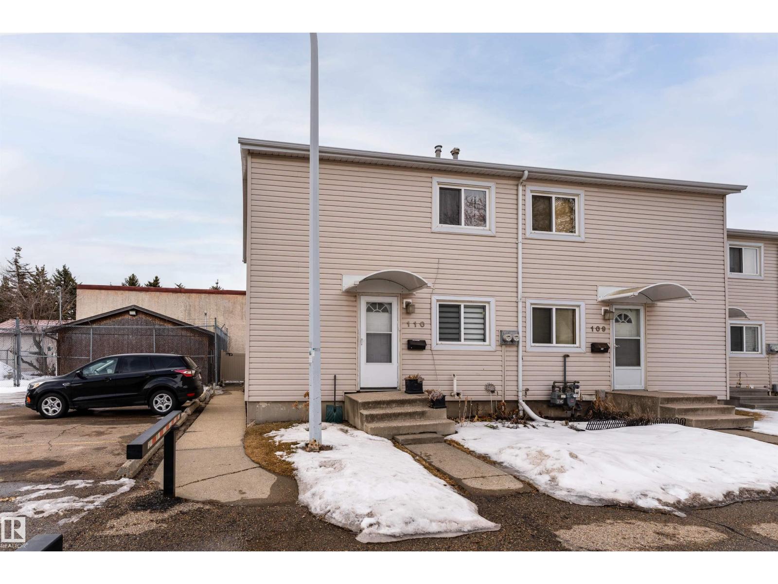 110 Centennial Co Nw, Edmonton, Alberta  T5P 4H5 - Photo 2 - E4480739