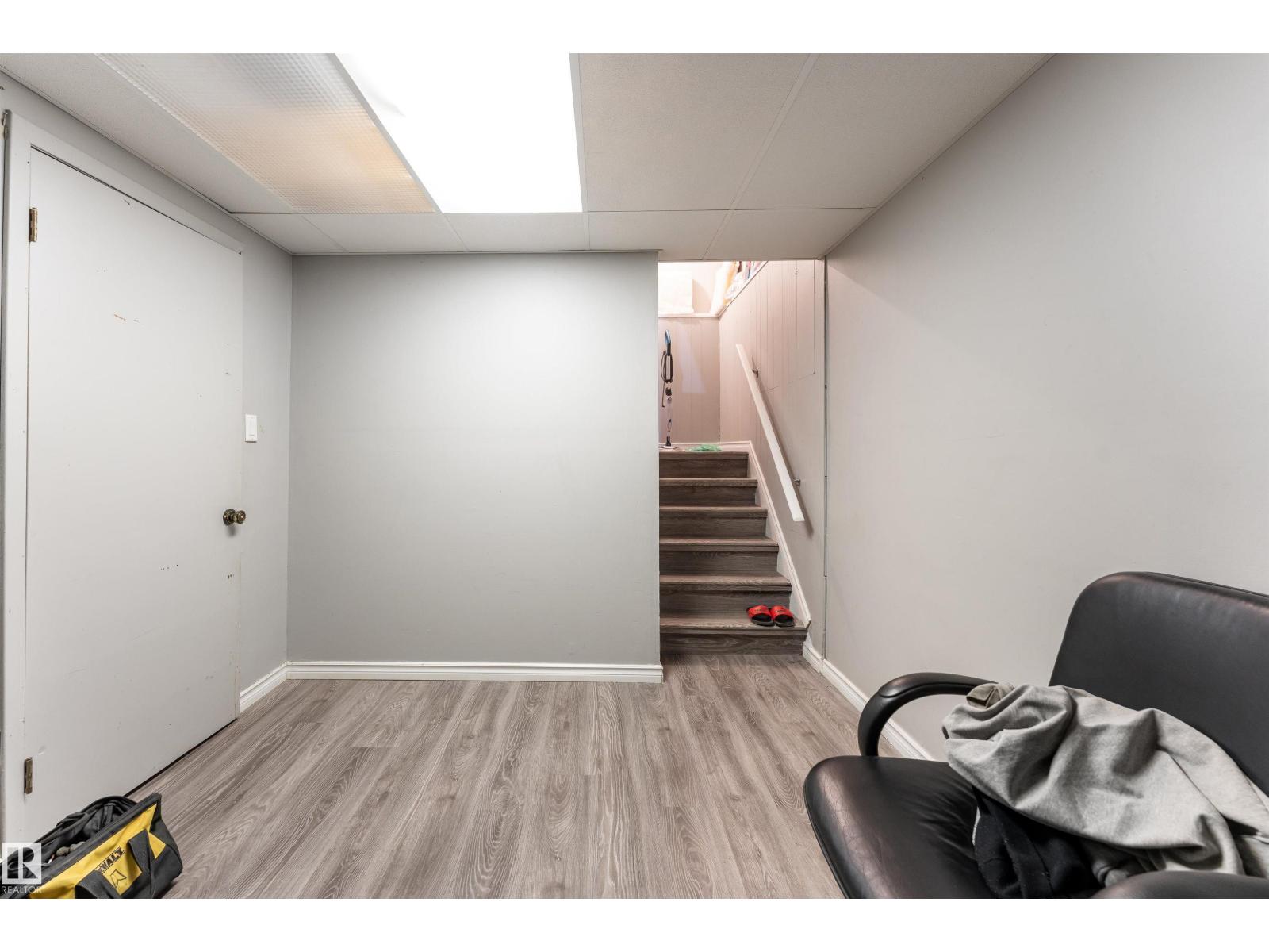 110 Centennial Co Nw, Edmonton, Alberta  T5P 4H5 - Photo 23 - E4480739