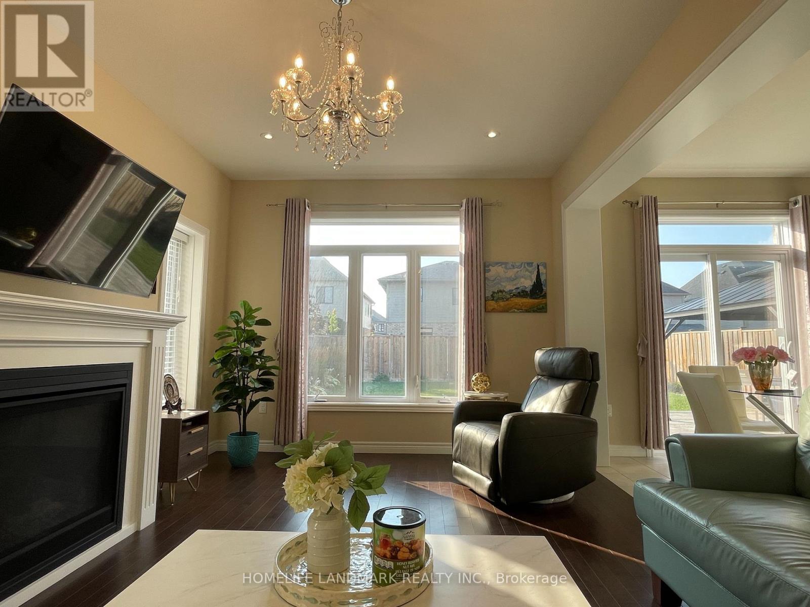 94 Ambrous Crescent, Guelph, Ontario  N1G 0E4 - Photo 5 - X12958814