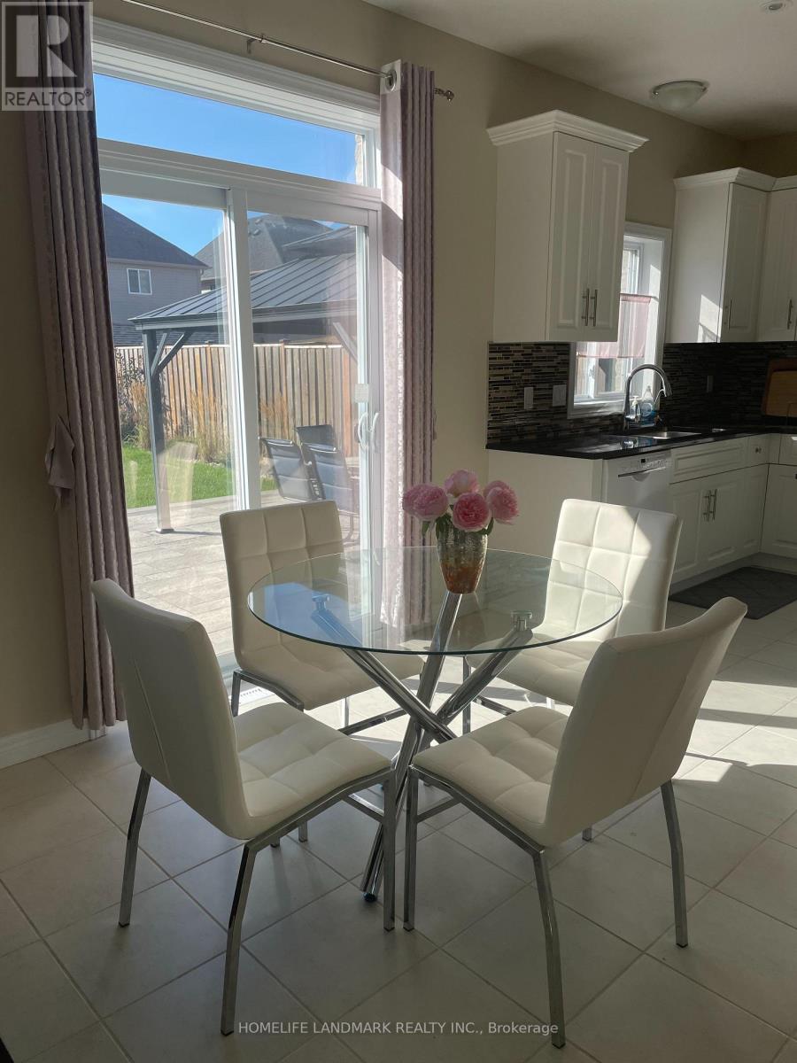 94 Ambrous Crescent, Guelph, Ontario  N1G 0E4 - Photo 7 - X12958814