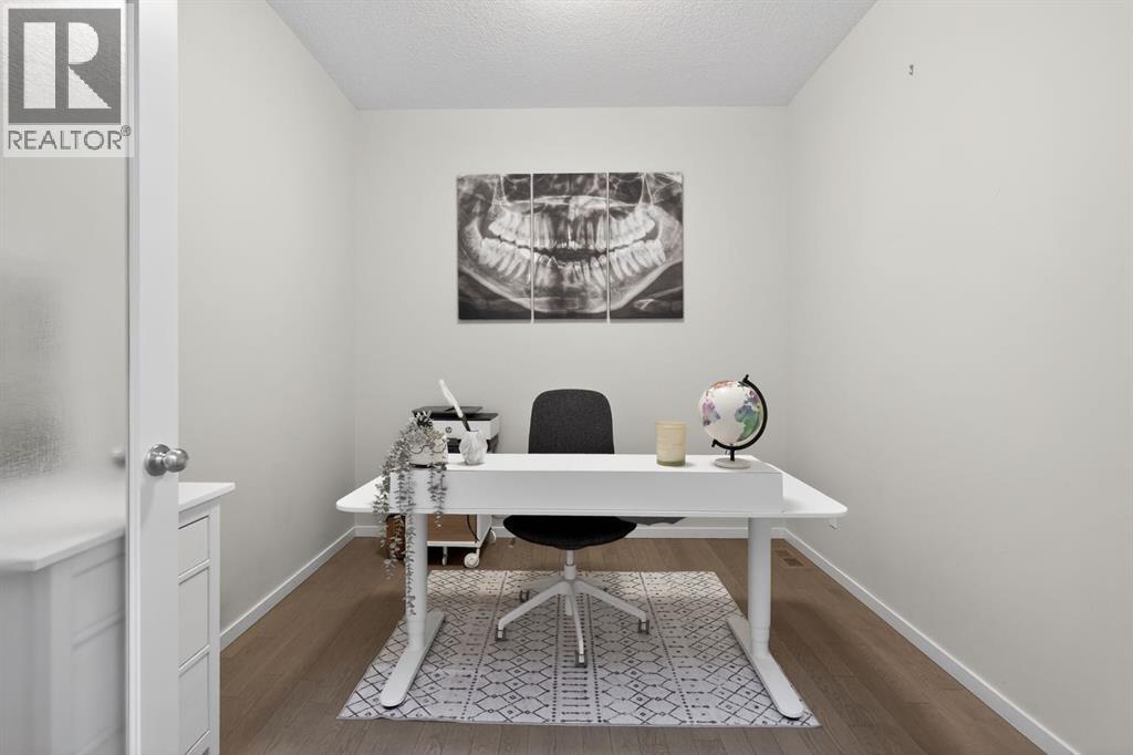 37 Kingsbury Close SE, Airdrie, Alberta  T4A 0R3 - Photo 8 - A2296020