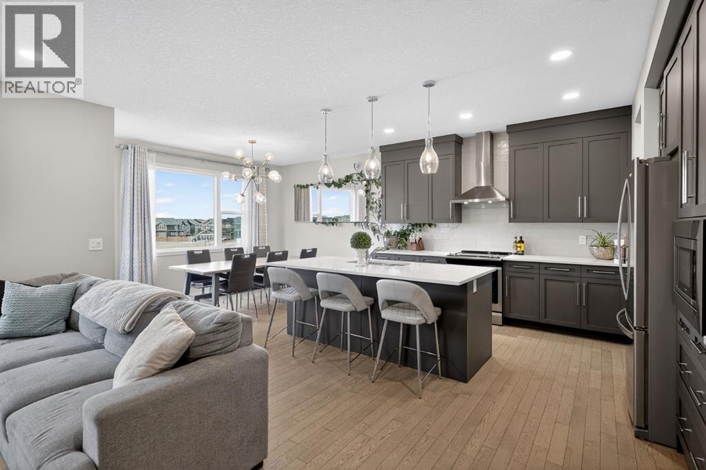 37 Kingsbury Close SE, Airdrie, Alberta  T4A 0R3 - Photo 9 - A2296020