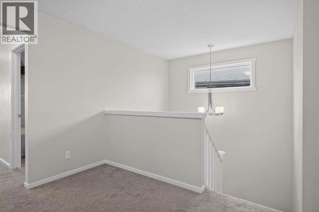 37 Kingsbury Close SE, Airdrie, Alberta  T4A 0R3 - Photo 28 - A2296020