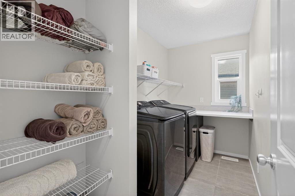 37 Kingsbury Close SE, Airdrie, Alberta  T4A 0R3 - Photo 42 - A2296020