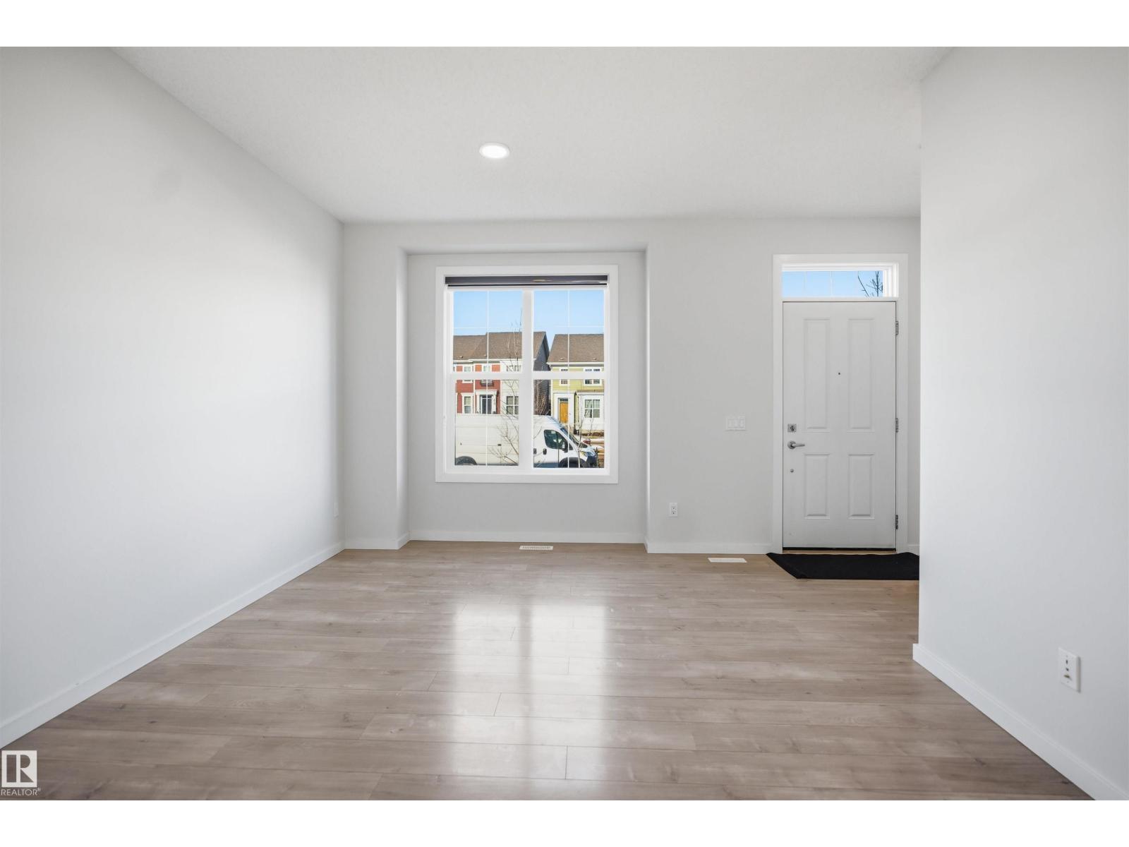 2125 Maple Rd Nw Nw, Edmonton, Alberta  T6T 2L6 - Photo 5 - E4480740