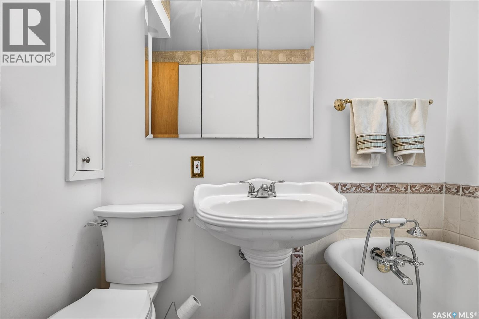 528 Athabasca Street E, Moose Jaw, Saskatchewan  S6H 0M1 - Photo 29 - SK032121