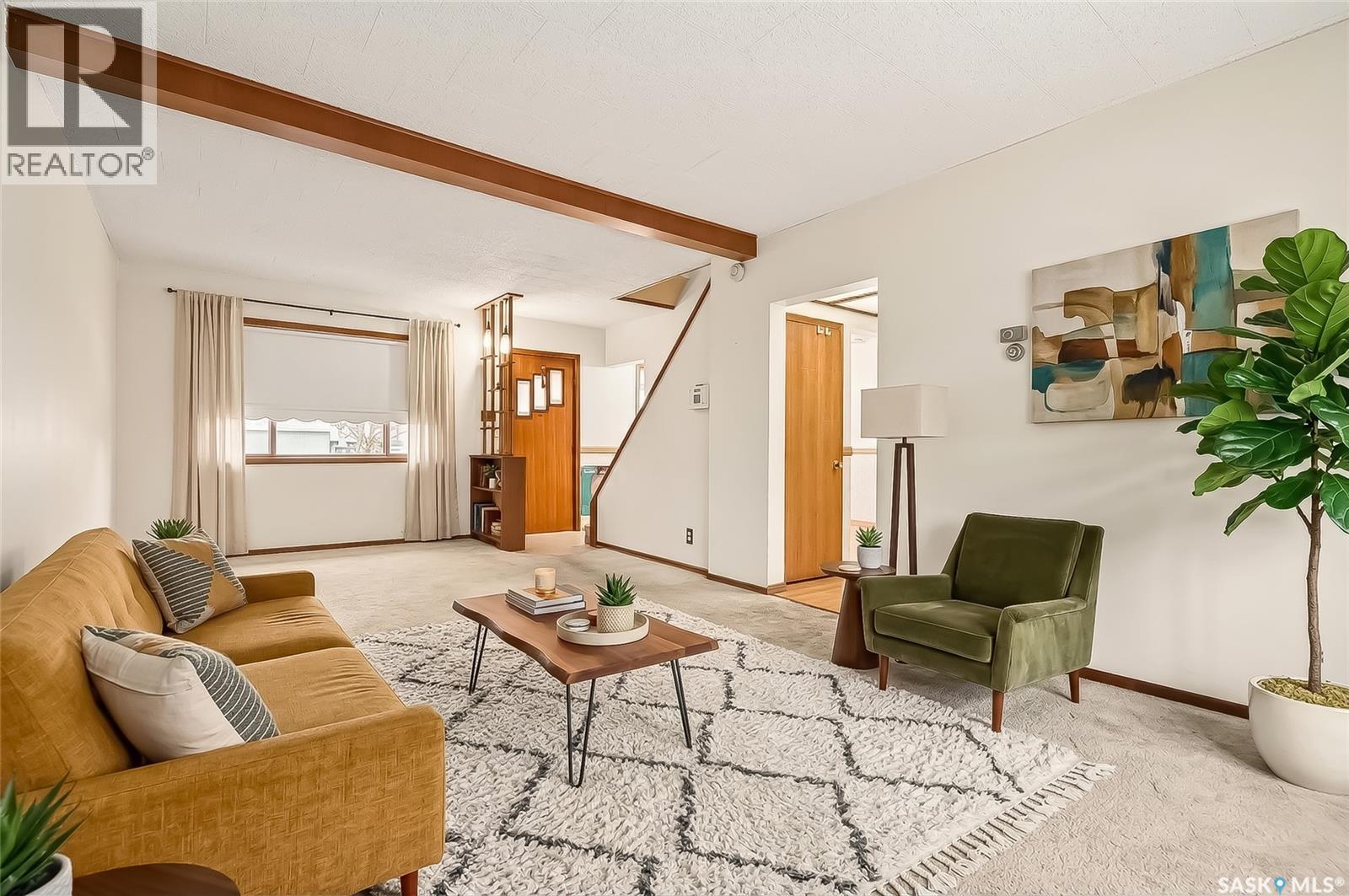 528 Athabasca Street E, Moose Jaw, Saskatchewan  S6H 0M1 - Photo 3 - SK032121