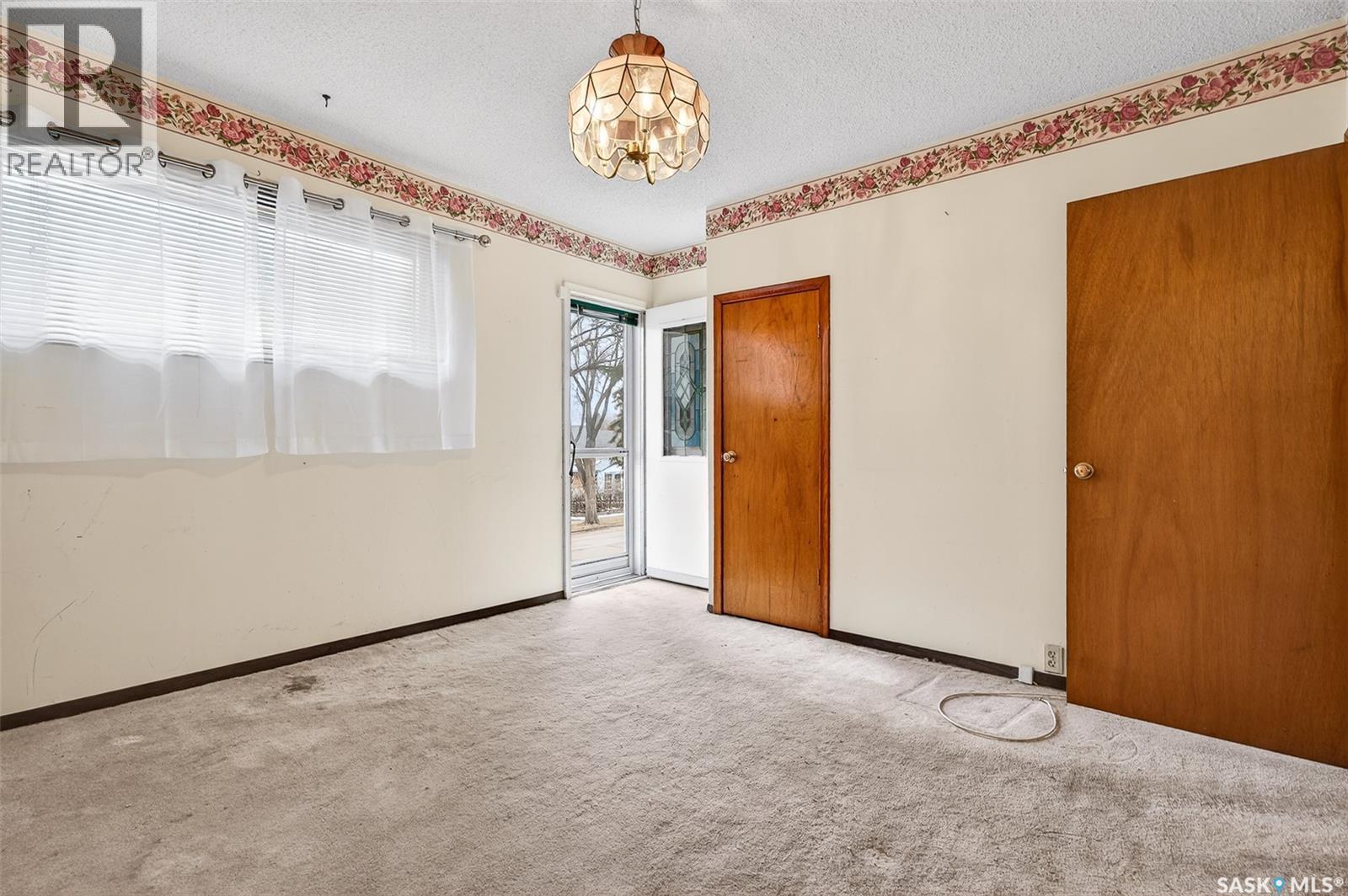 528 Athabasca Street E, Moose Jaw, Saskatchewan  S6H 0M1 - Photo 35 - SK032121