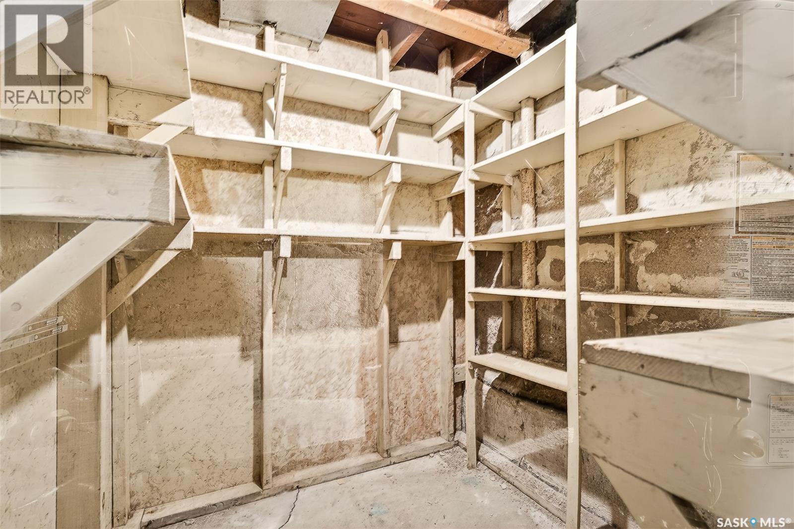 528 Athabasca Street E, Moose Jaw, Saskatchewan  S6H 0M1 - Photo 41 - SK032121