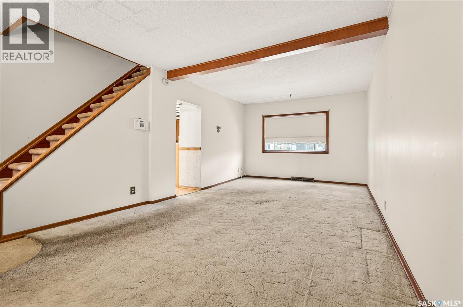 528 Athabasca Street E, Moose Jaw, Saskatchewan  S6H 0M1 - Photo 5 - SK032121