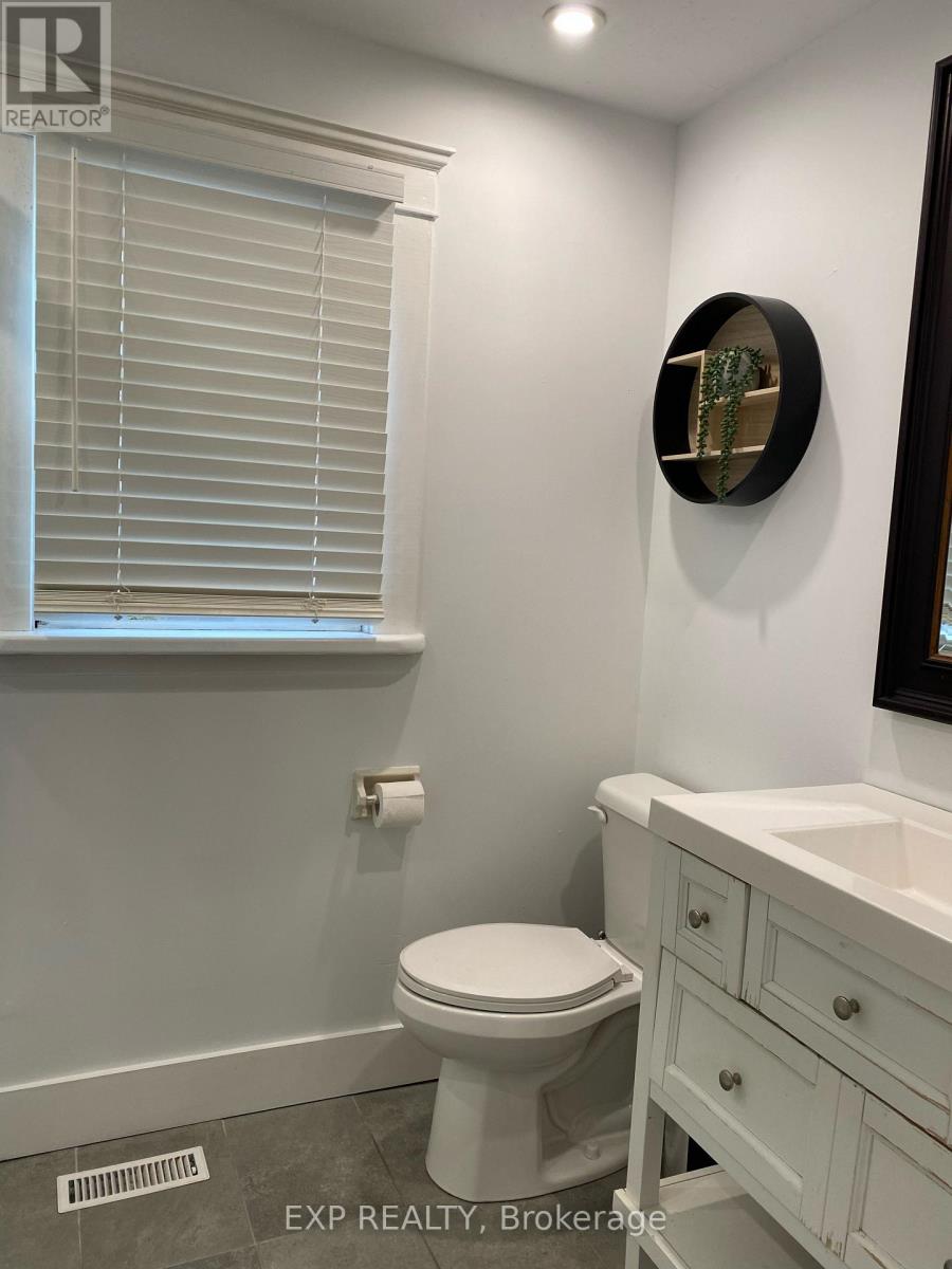 95 Langarth Street E, London South, Ontario  N6C 1Z3 - Photo 13 - X12956306