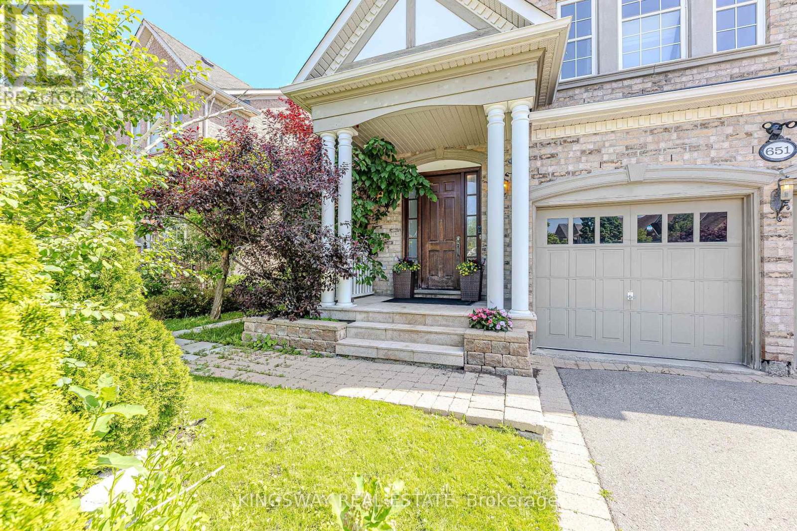 651 Via Romano Boulevard, Vaughan, Ontario  L6A 0G1 - Photo 2 - N12958824