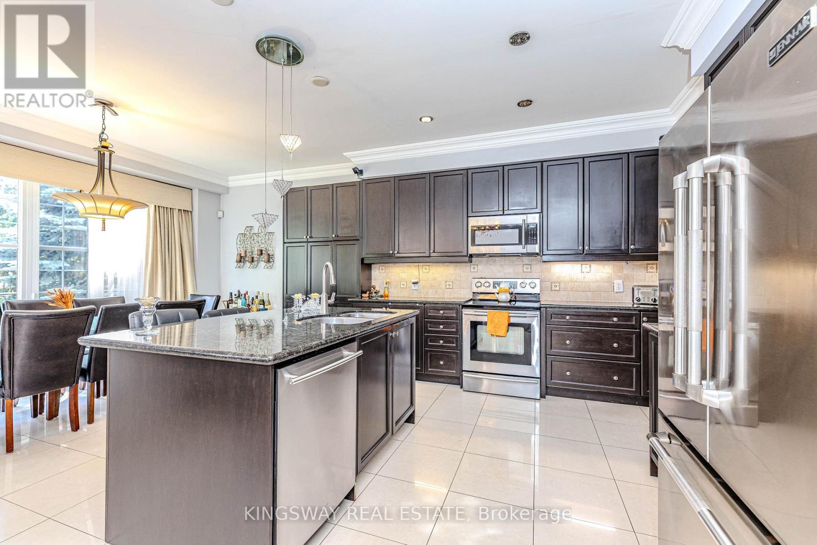 651 Via Romano Boulevard, Vaughan, Ontario  L6A 0G1 - Photo 21 - N12958824