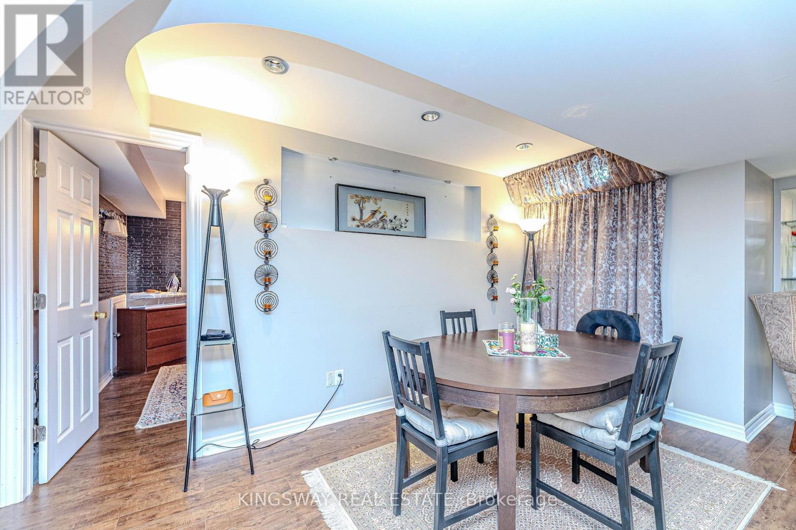 651 Via Romano Boulevard, Vaughan, Ontario  L6A 0G1 - Photo 36 - N12958824