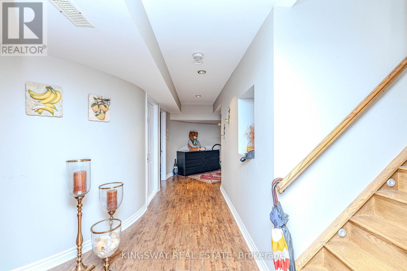 651 Via Romano Boulevard, Vaughan, Ontario  L6A 0G1 - Photo 39 - N12958824