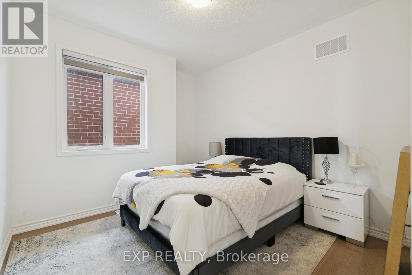 99 Mcbride Trail, Barrie, Ontario  L9J 0Y6 - Photo 15 - S12958820