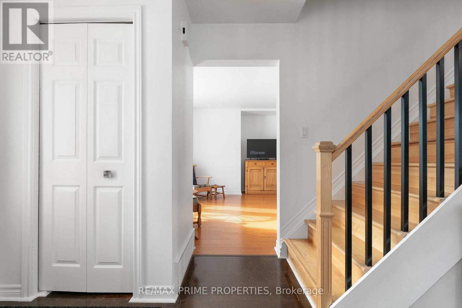 13475 Crump Road, North Dundas, Ontario  K0C 1H0 - Photo 5 - X12916240