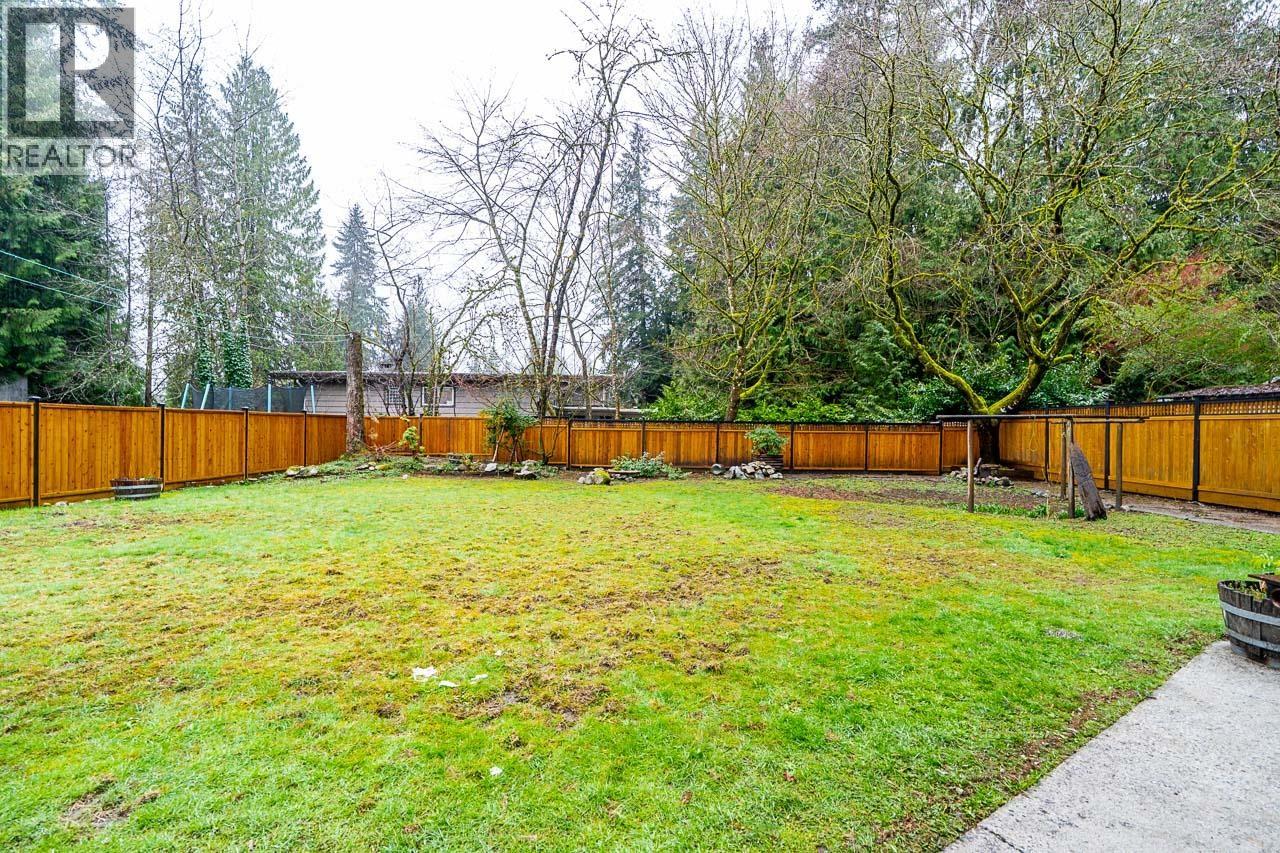 4035 Hoskins Road, North Vancouver, British Columbia  V7K 2P4 - Photo 2 - R3101386