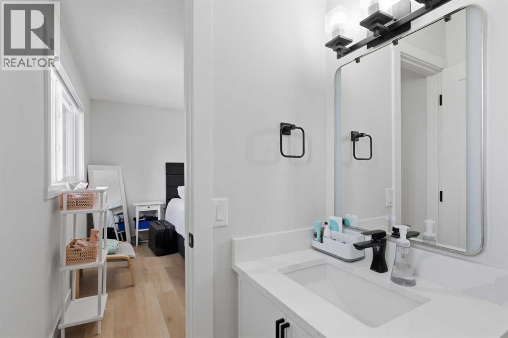 7107 54 Avenue Nw, Calgary, Alberta  T3B 3P5 - Photo 17 - A2298706