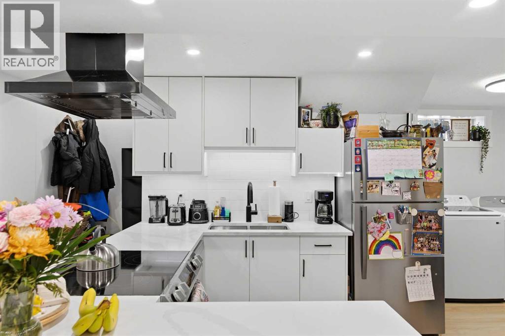 7107 54 Avenue Nw, Calgary, Alberta  T3B 3P5 - Photo 27 - A2298706