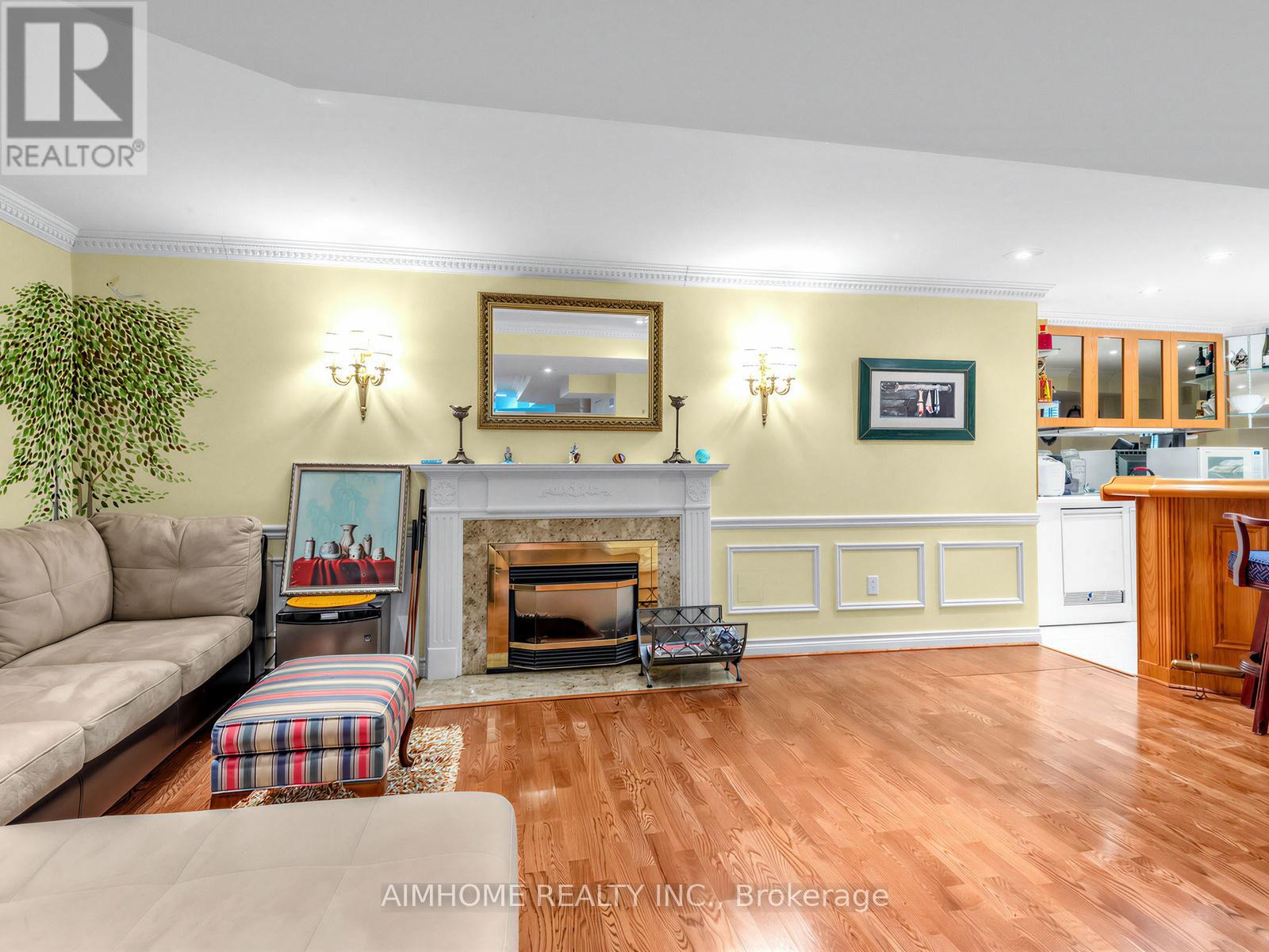 92 Braeside Square, Markham, Ontario  L3R 0A5 - Photo 30 - N12958832