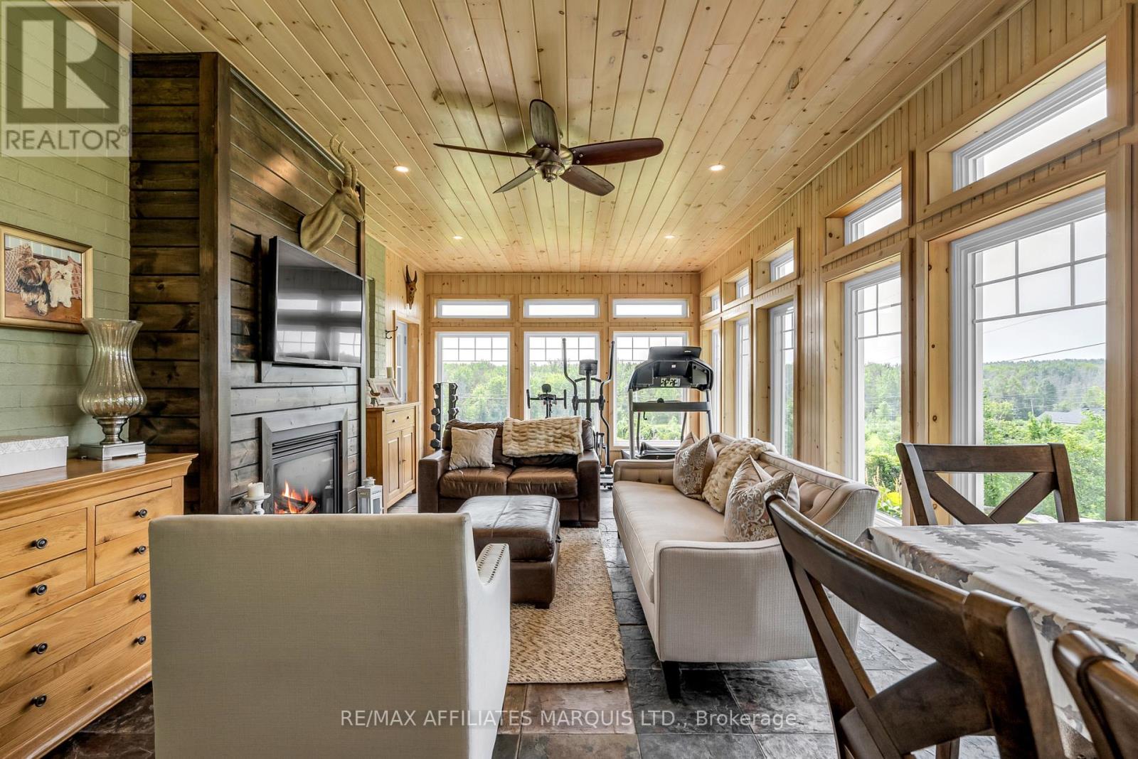 18833 Paragon Road, South Glengarry, Ontario  K6H 5R5 - Photo 21 - X12958834