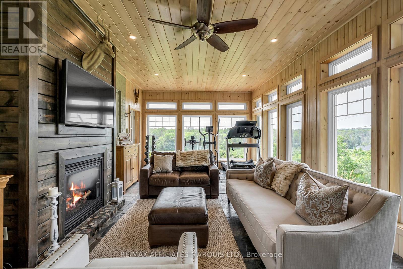 18833 Paragon Road, South Glengarry, Ontario  K6H 5R5 - Photo 22 - X12958834