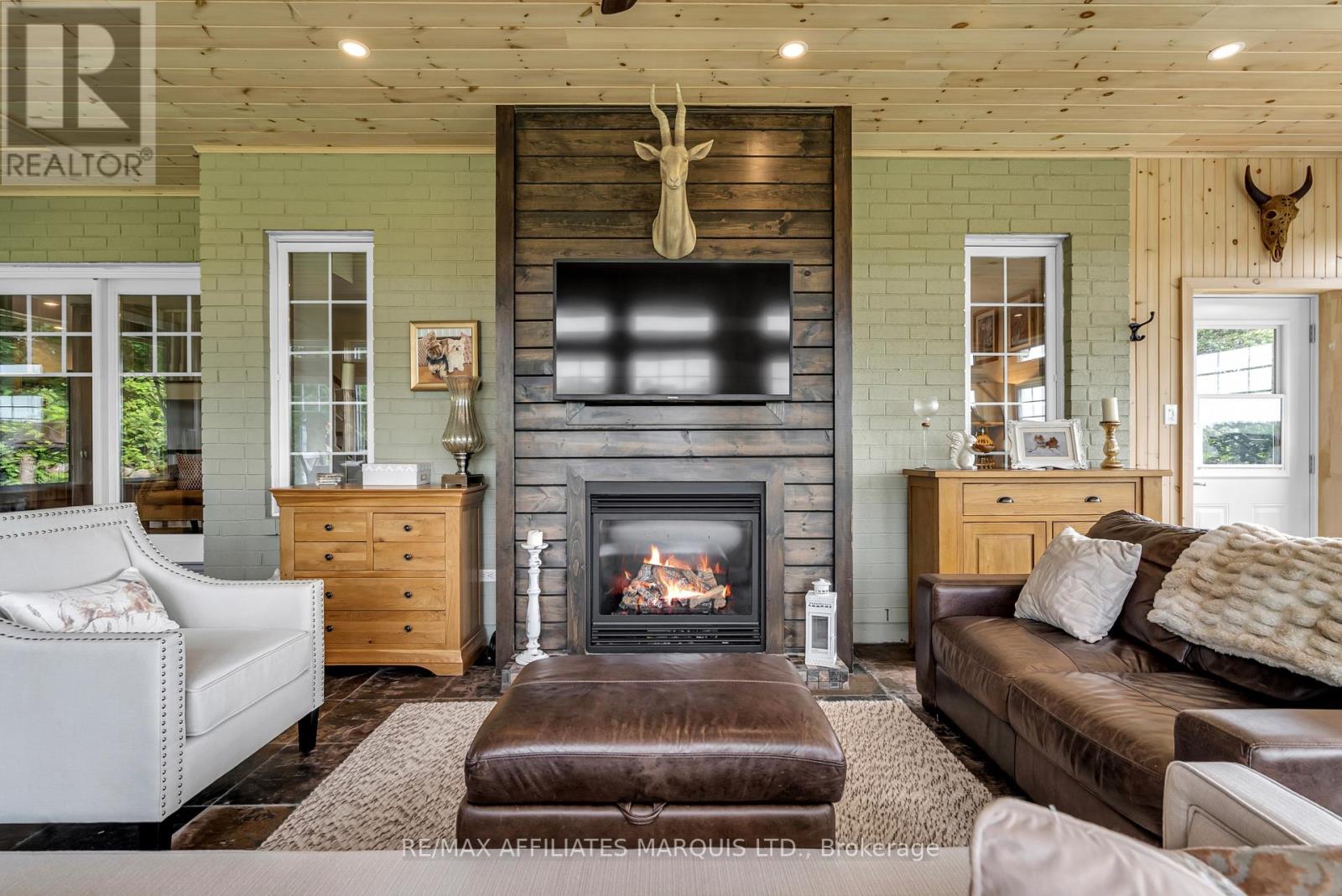 18833 Paragon Road, South Glengarry, Ontario  K6H 5R5 - Photo 23 - X12958834